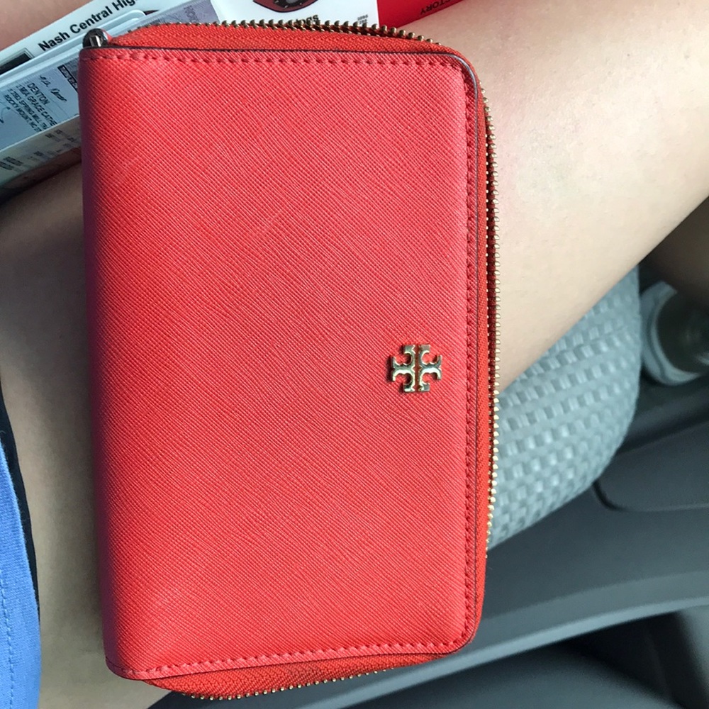 Tory Burch wallet